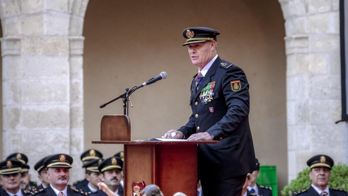 Santafé asume dirección policial: apuesta por transparencia