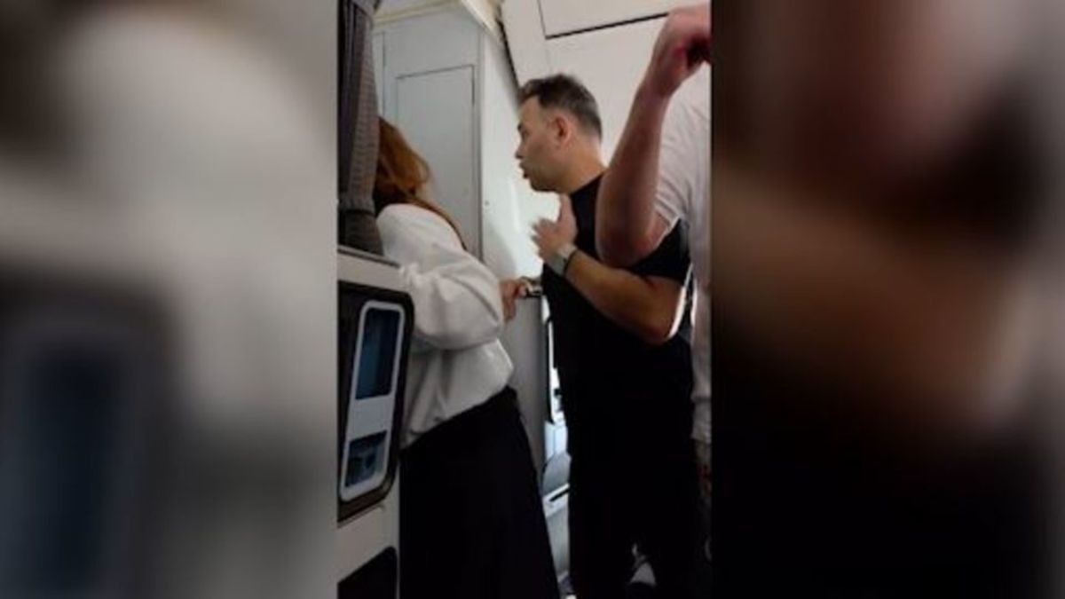 Piloto sospechoso de ataque en vuelo de Flydubai tenía imágenes terroristas en sus redes sociales