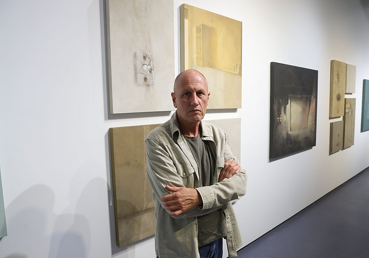 Catálogo de ausencias: el artista pamplonés José Ignacio Agorreta expone por primera vez en Andoain